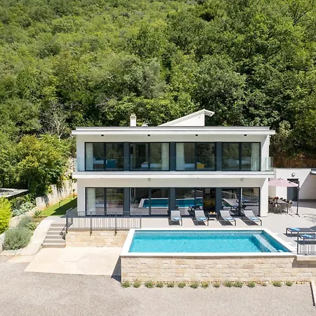 Villa Floris Medveja Exterior photo